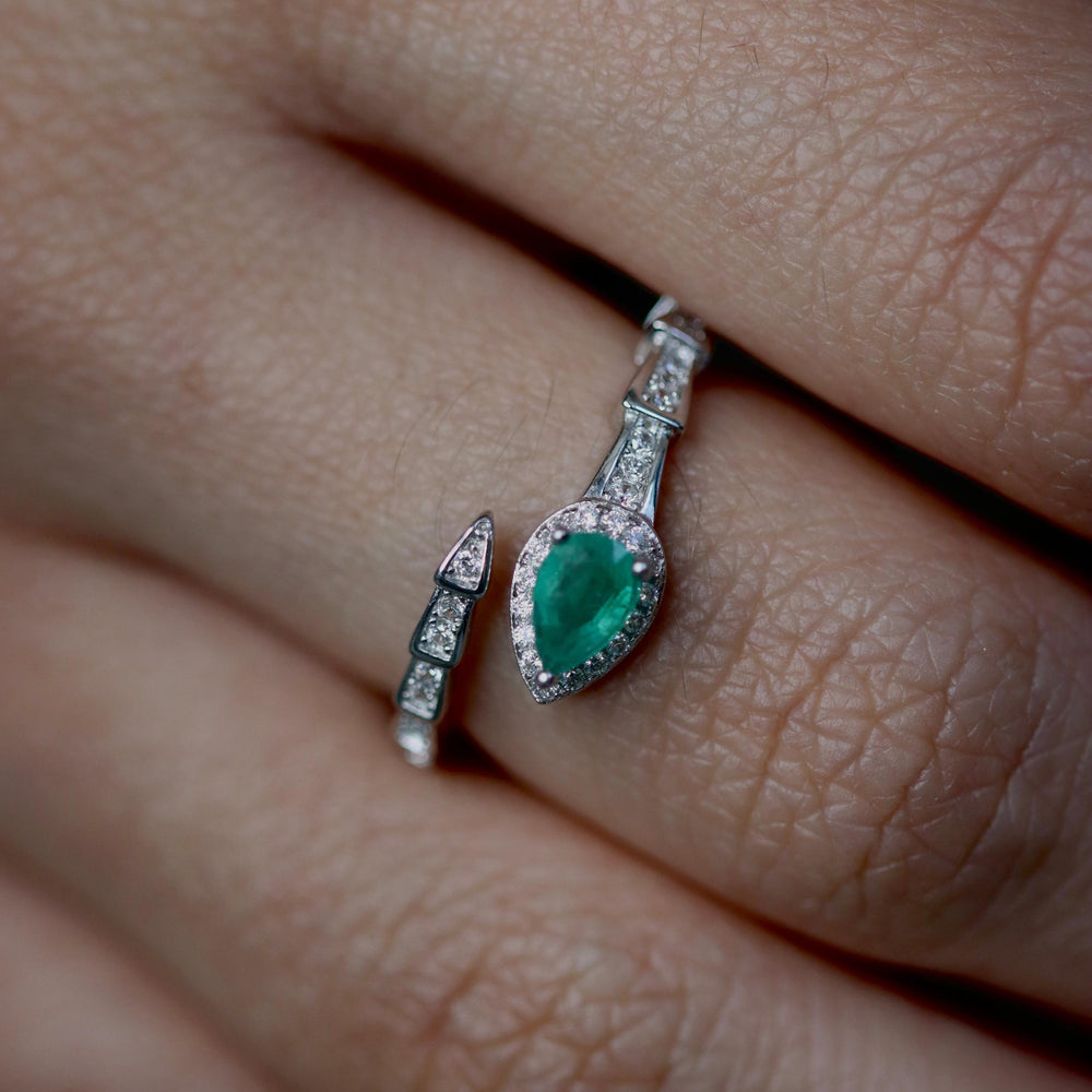 Snake Emerald Ring - anillo de Esmeralda natural en plata 925 - Sauvé Joyería Colombia