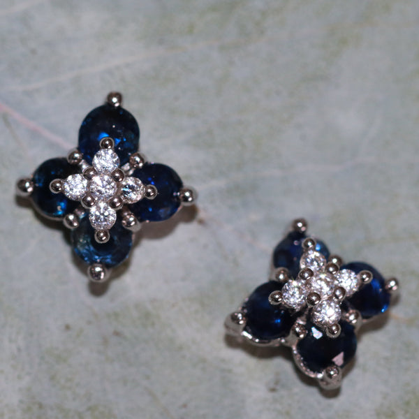VERA ZAFIRO STUDS