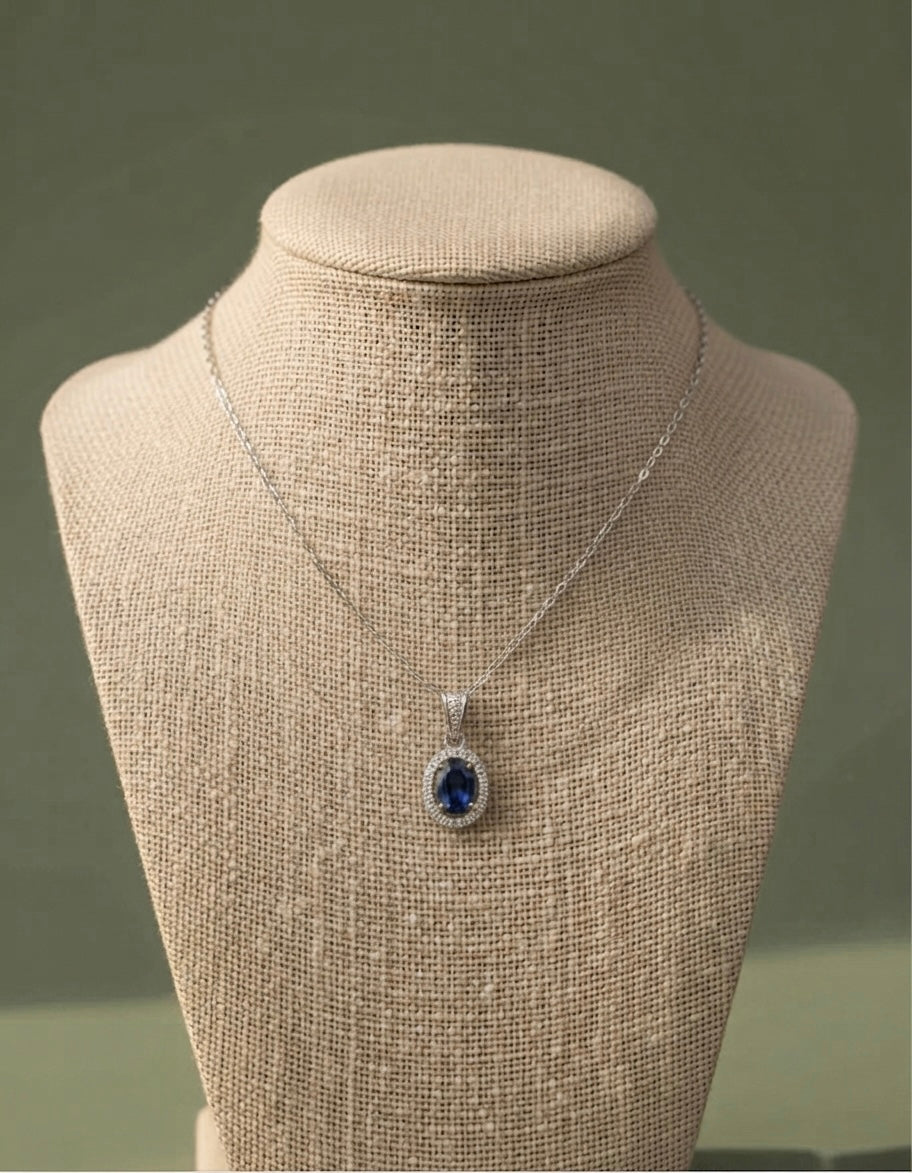 ZAFIRO NECKLACE