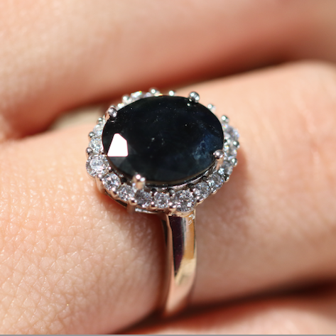 Big Zafiro Ring - anillo de Zafiro natural en plata 925 - Sauvé Joyería Colombia