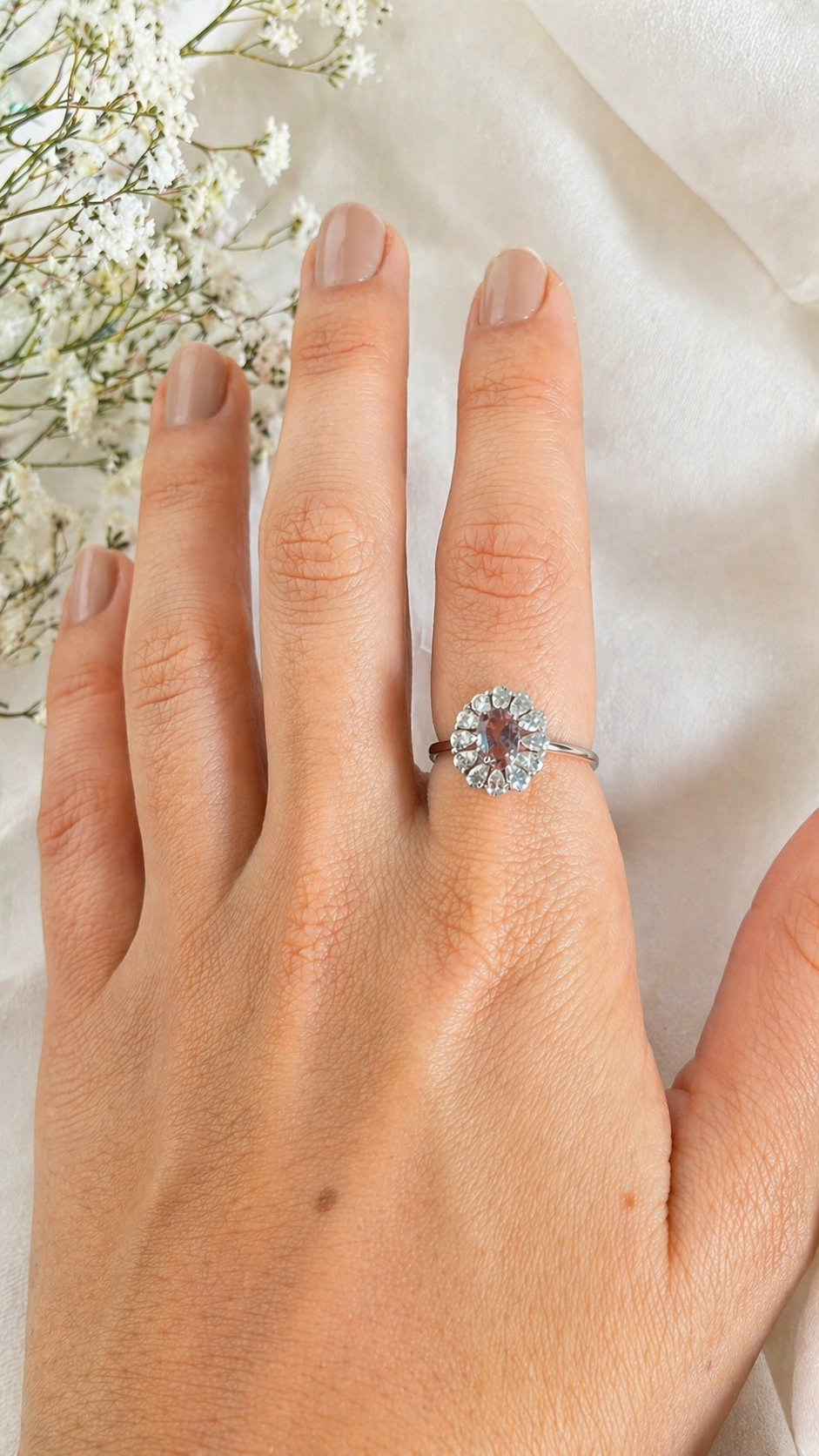Alexandrita Ring - vista en uso - Sauvé Joyería
