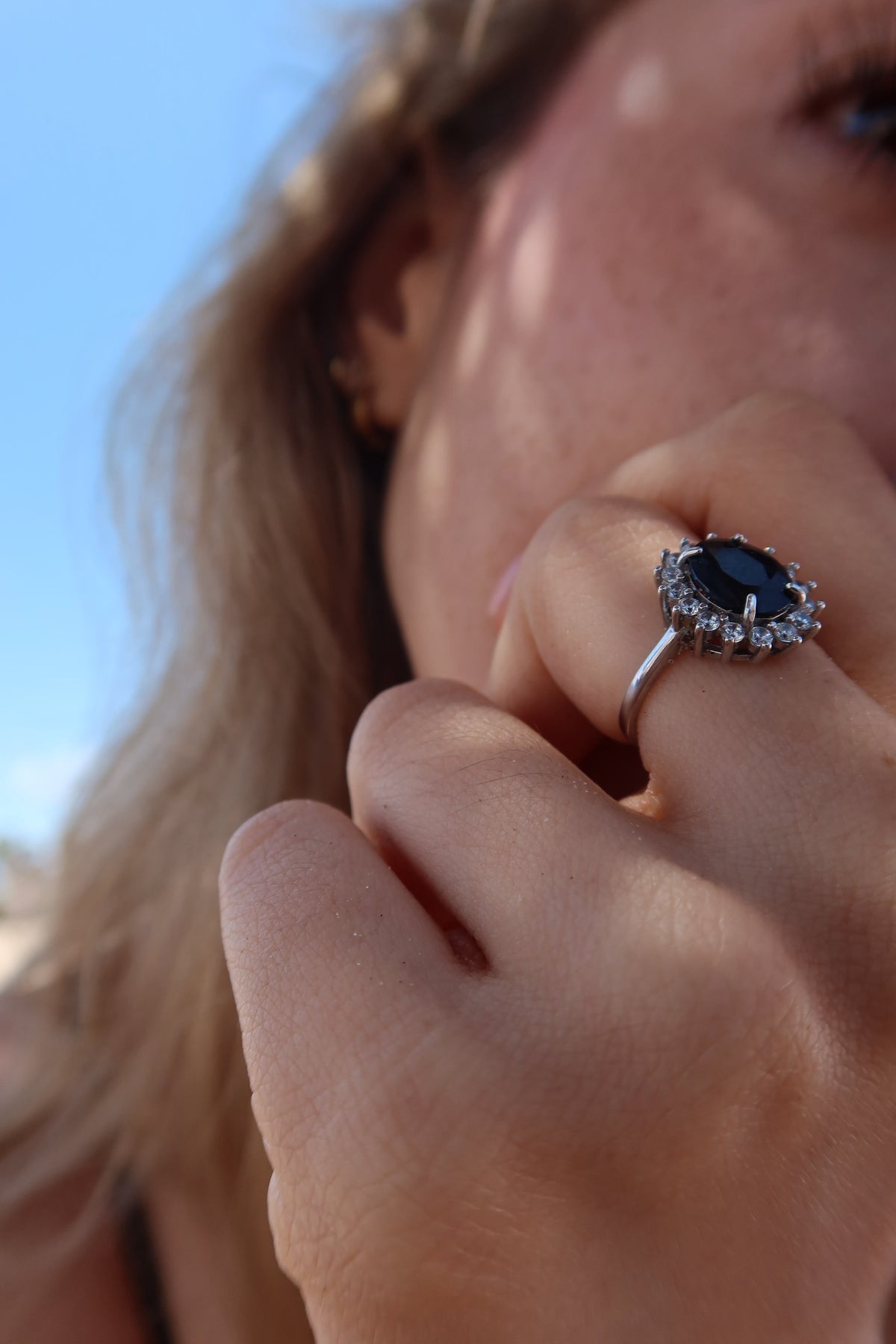 ZAFIRO SUN RING