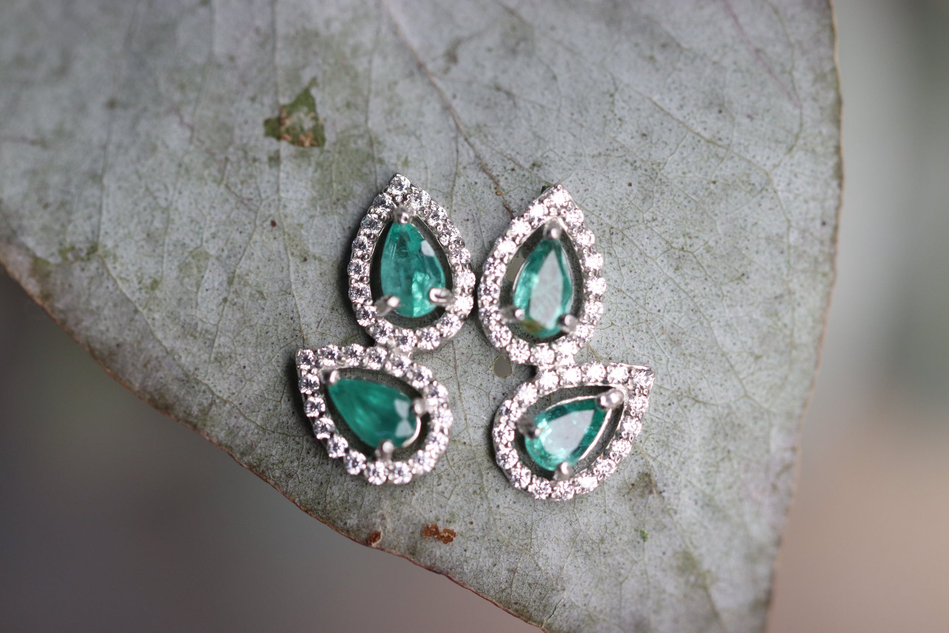 DOUBLE EMERALDS STUDS