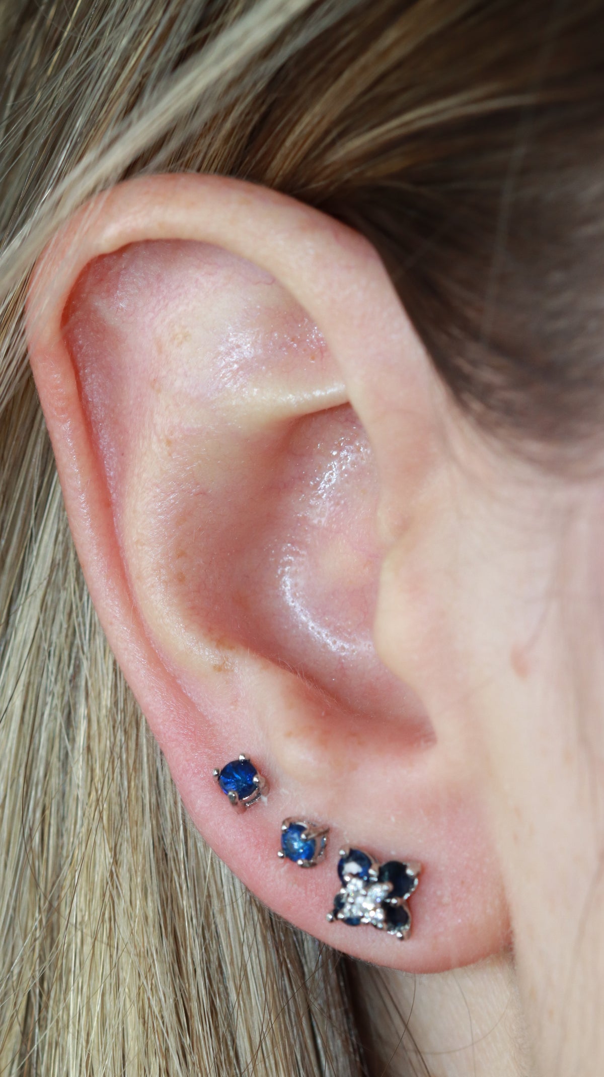 Vera Zafiro Studs - vista detalle - Sauvé Joyería