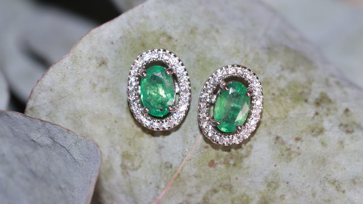 Oval Big Emerald - vista detalle - Sauvé Joyería