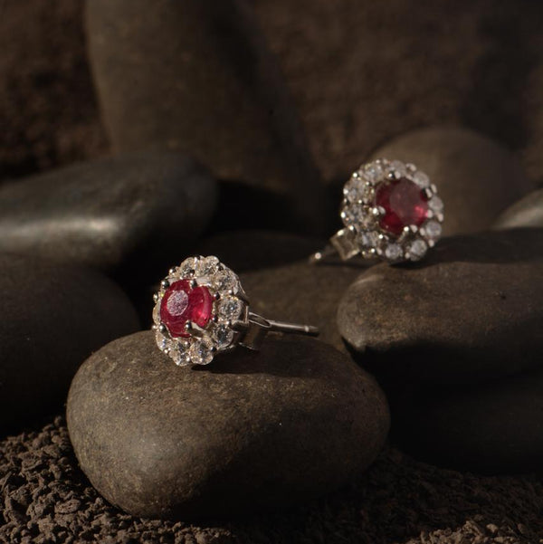 Rubi Flowers - aretes de Rubí natural en plata 925 - Sauvé Joyería Colombia