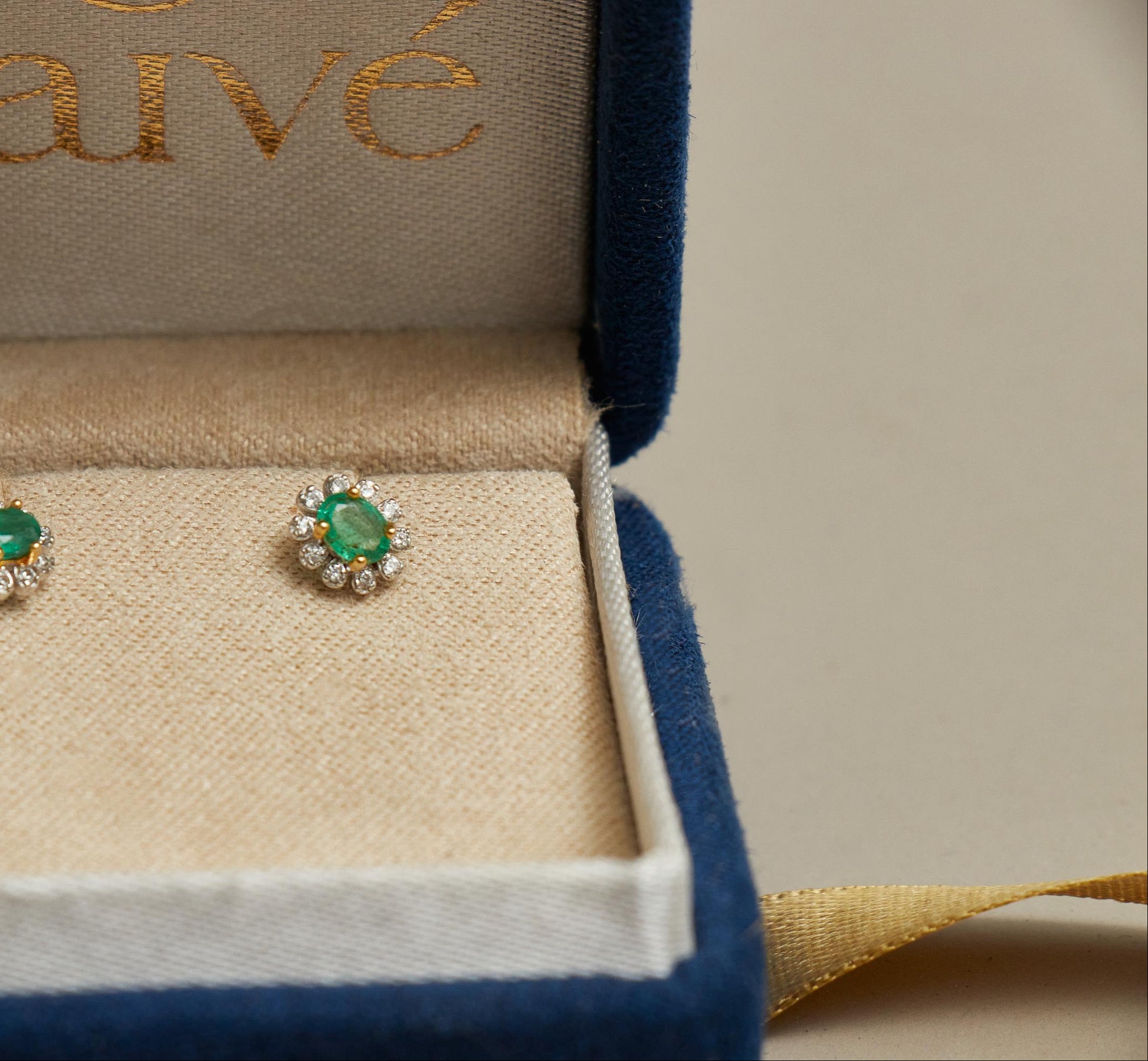 CAMELIA STUDS