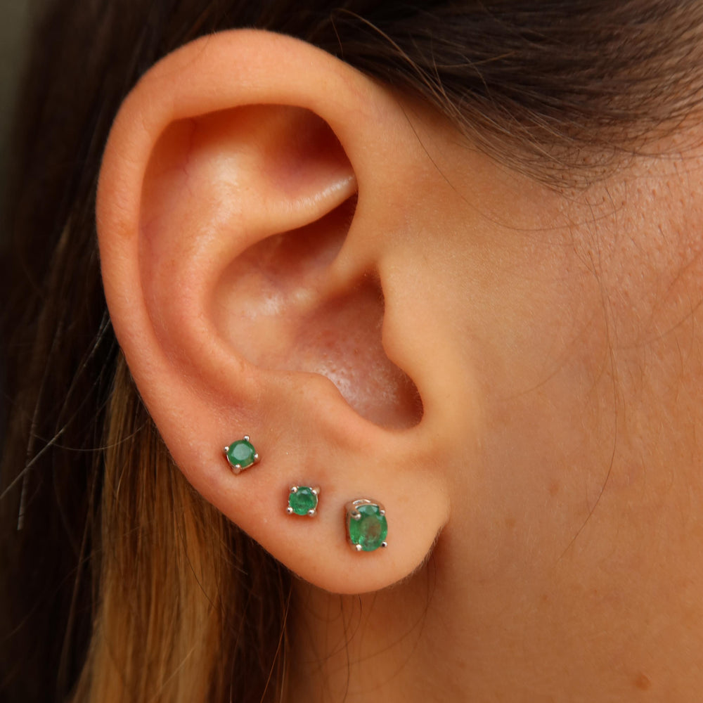 Mini Emeralds - aretes de Esmeralda natural en plata 925 - Sauvé Joyería Colombia
