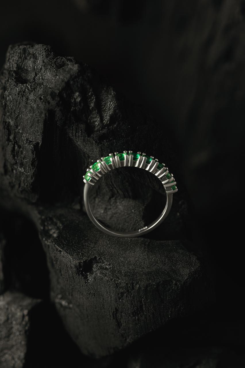 EMERALD RING